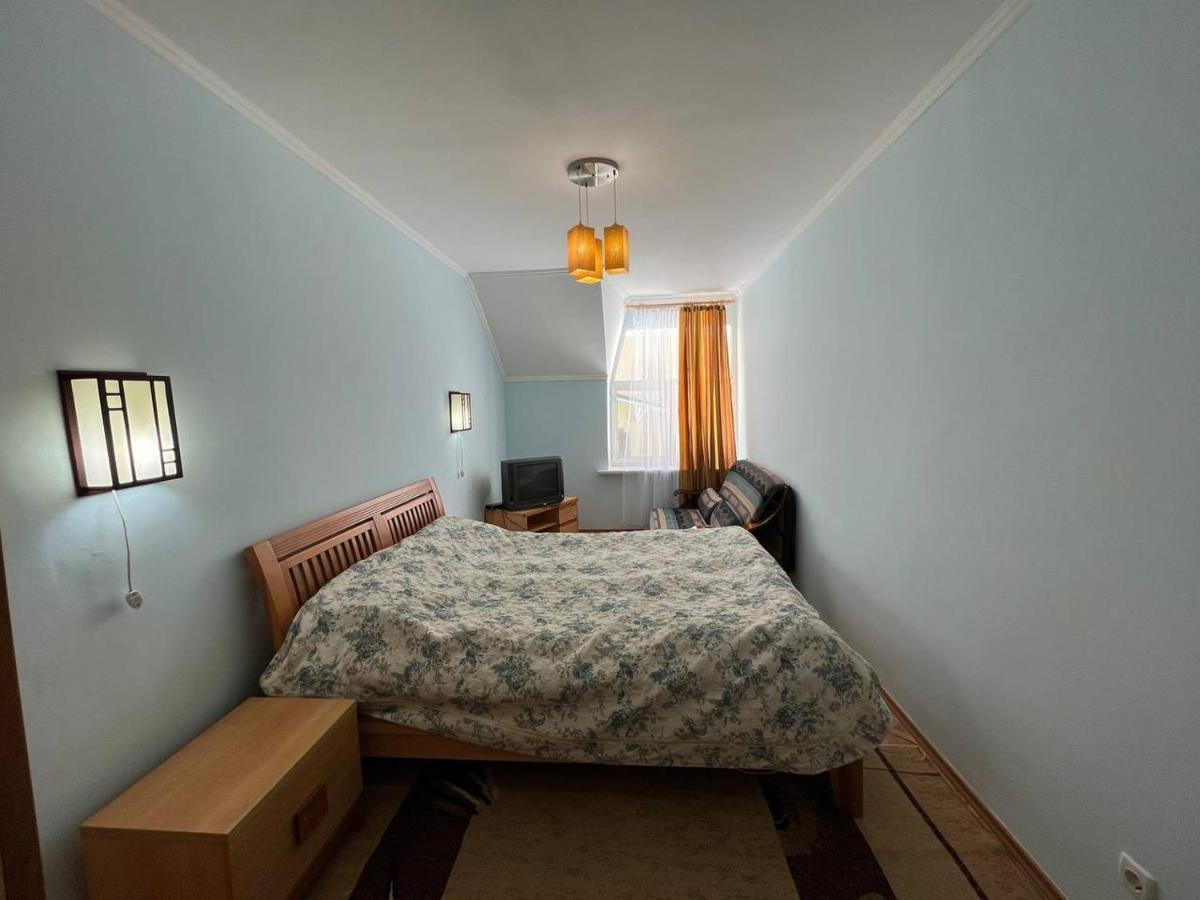 Tan Nuru Guest House Гостевой Дом Тан Нуру Cholpon-Ata Bagian luar foto