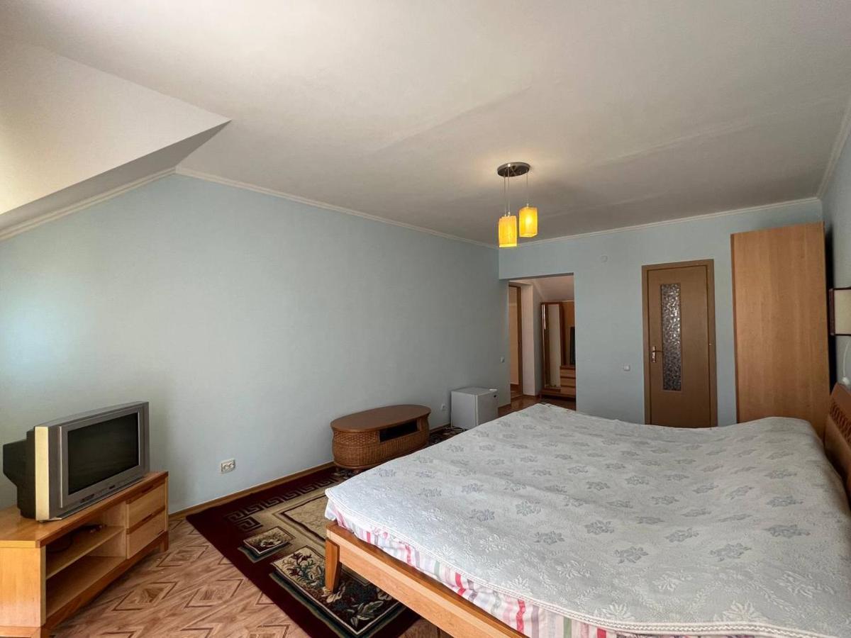 Tan Nuru Guest House Гостевой Дом Тан Нуру Cholpon-Ata Bagian luar foto