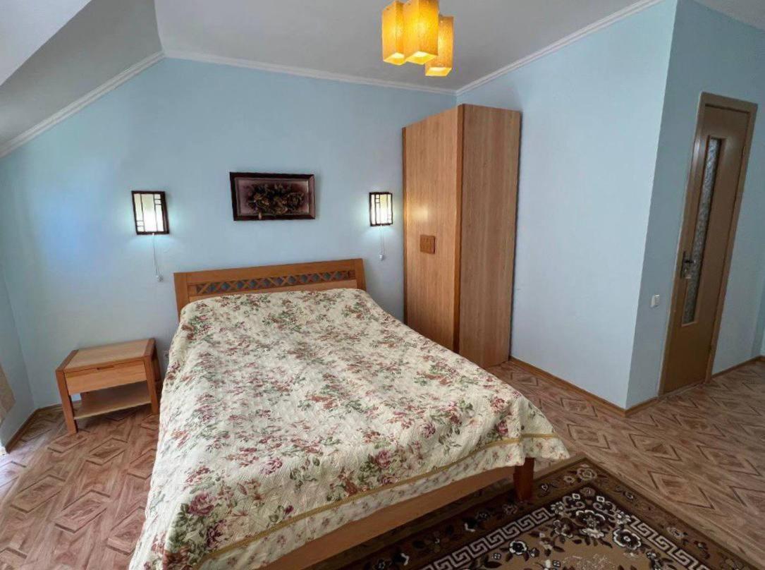 Tan Nuru Guest House Гостевой Дом Тан Нуру Cholpon-Ata Bagian luar foto