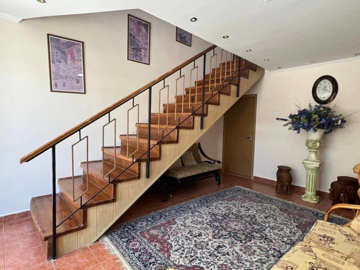 Tan Nuru Guest House Гостевой Дом Тан Нуру Cholpon-Ata Bagian luar foto