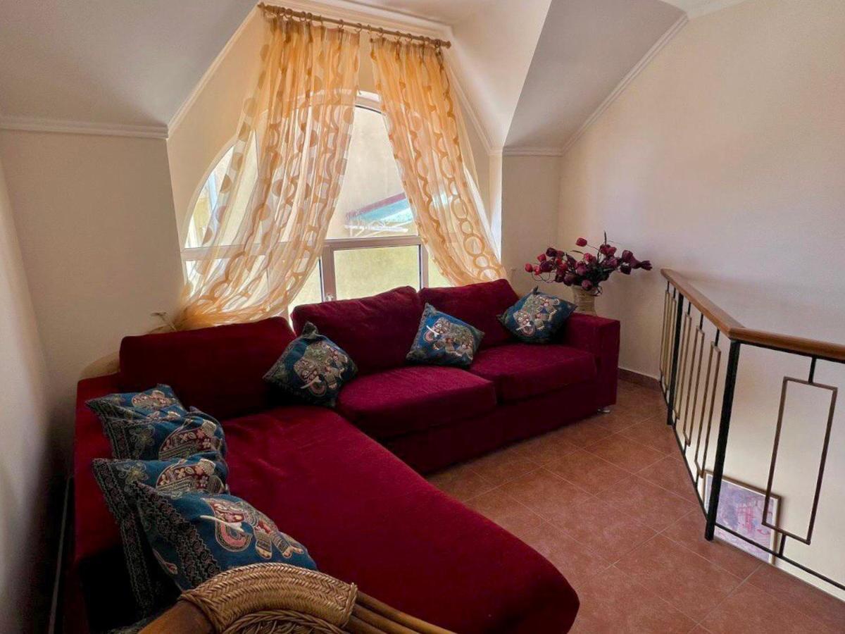 Tan Nuru Guest House Гостевой Дом Тан Нуру Cholpon-Ata Bagian luar foto