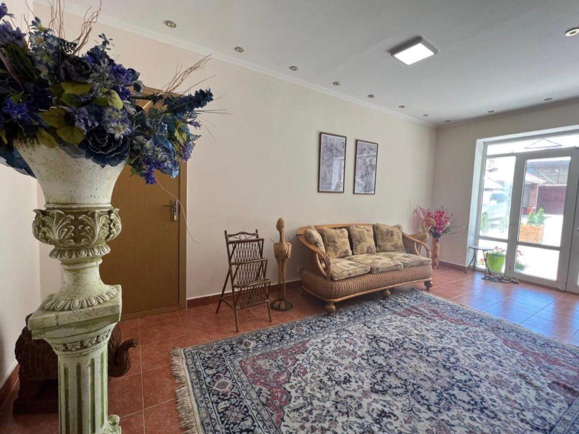 Tan Nuru Guest House Гостевой Дом Тан Нуру Cholpon-Ata Bagian luar foto